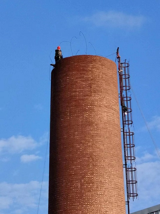 銅陵煙囪拆除公司:專業(yè)技藝,綠色拆除,共創(chuàng)雙贏